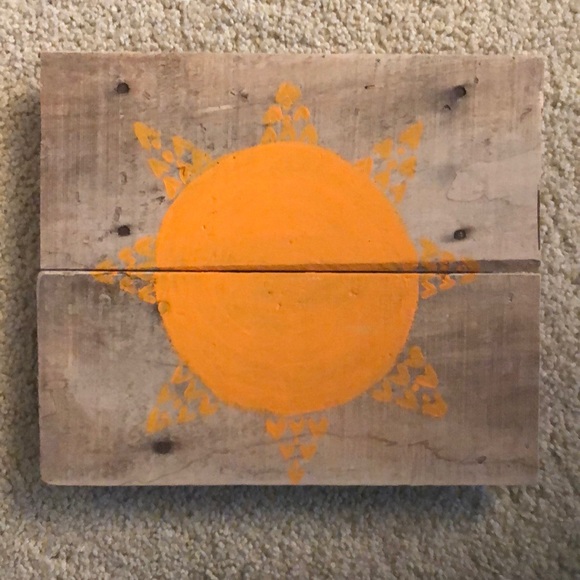 sunshine on recycled wood - Picture 1 of 1